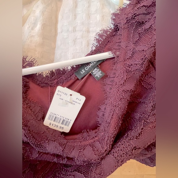 Le château lace plum midi dress - Picture 2 of 3